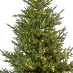 Everlands Norway Spruce Pre-Lit 7ft Christmas Tree
