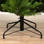 Everlands Norway Spruce Pre-Lit 7ft Christmas Tree