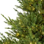 Everlands Norway Spruce Pre-Lit 7ft Christmas Tree