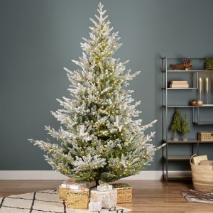 Everlands Norway Spruce Snowy Pre-Lit 7ft Christmas Tree